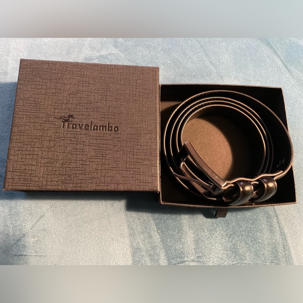 Men’s black leather belt, 48 inch